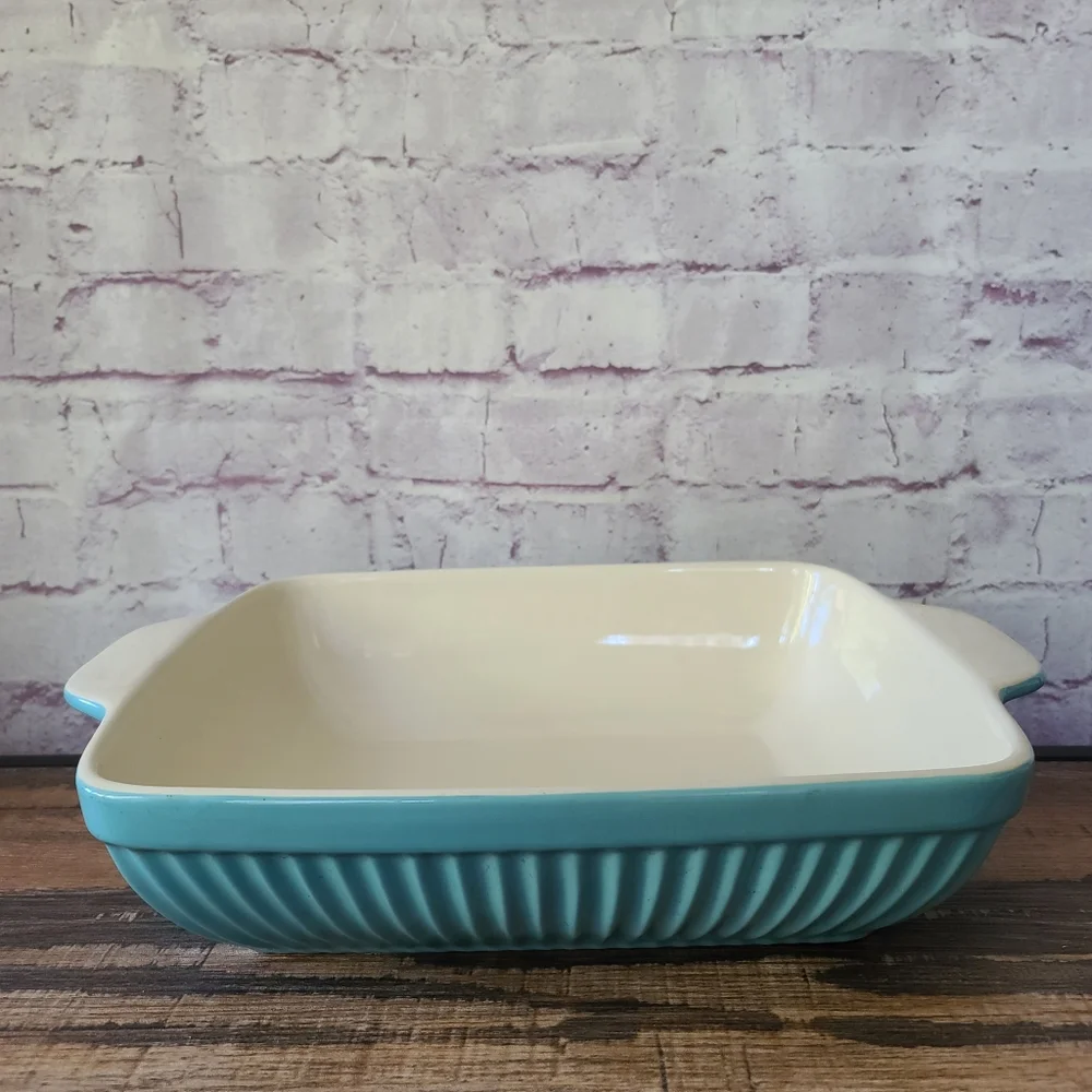 Ethos UK Design Aqua Cream Fluted Ceramic Rectangular Baking Serving Dish 10x12